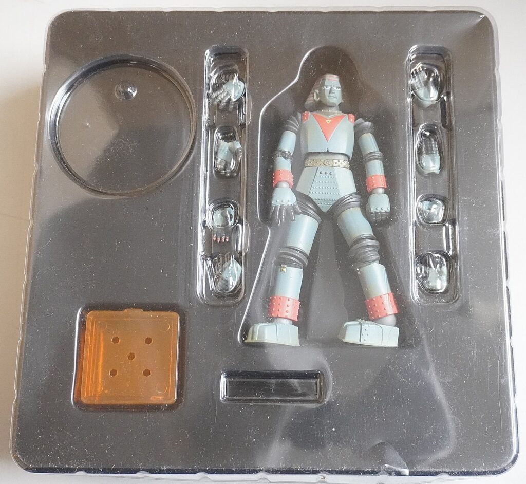 特撮リボルテックジャイアントロボ内容物