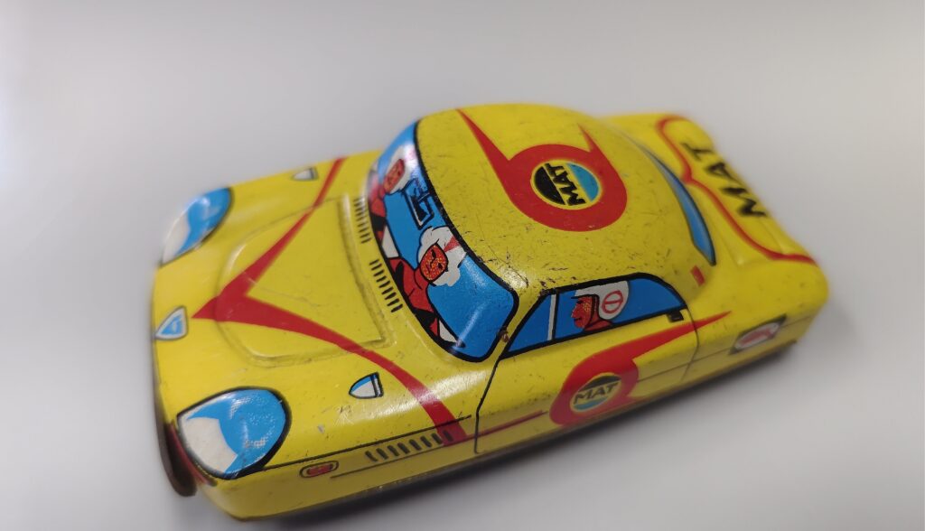 ブルマァク怪獣ソフビ人形､付属品ブリキ製マットビハイクル